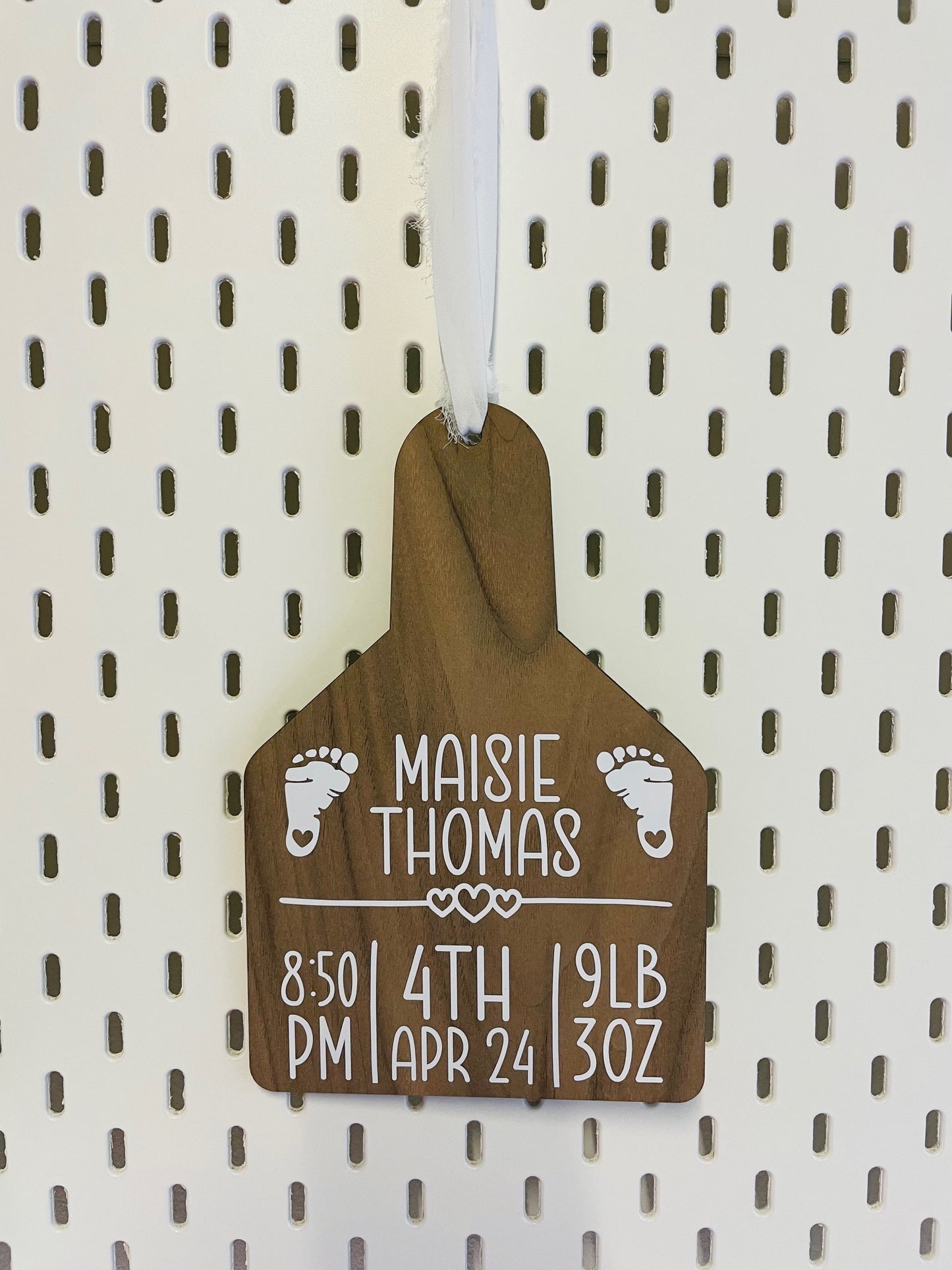 Baby Birth Stats Walnut Veneer Cow Tag