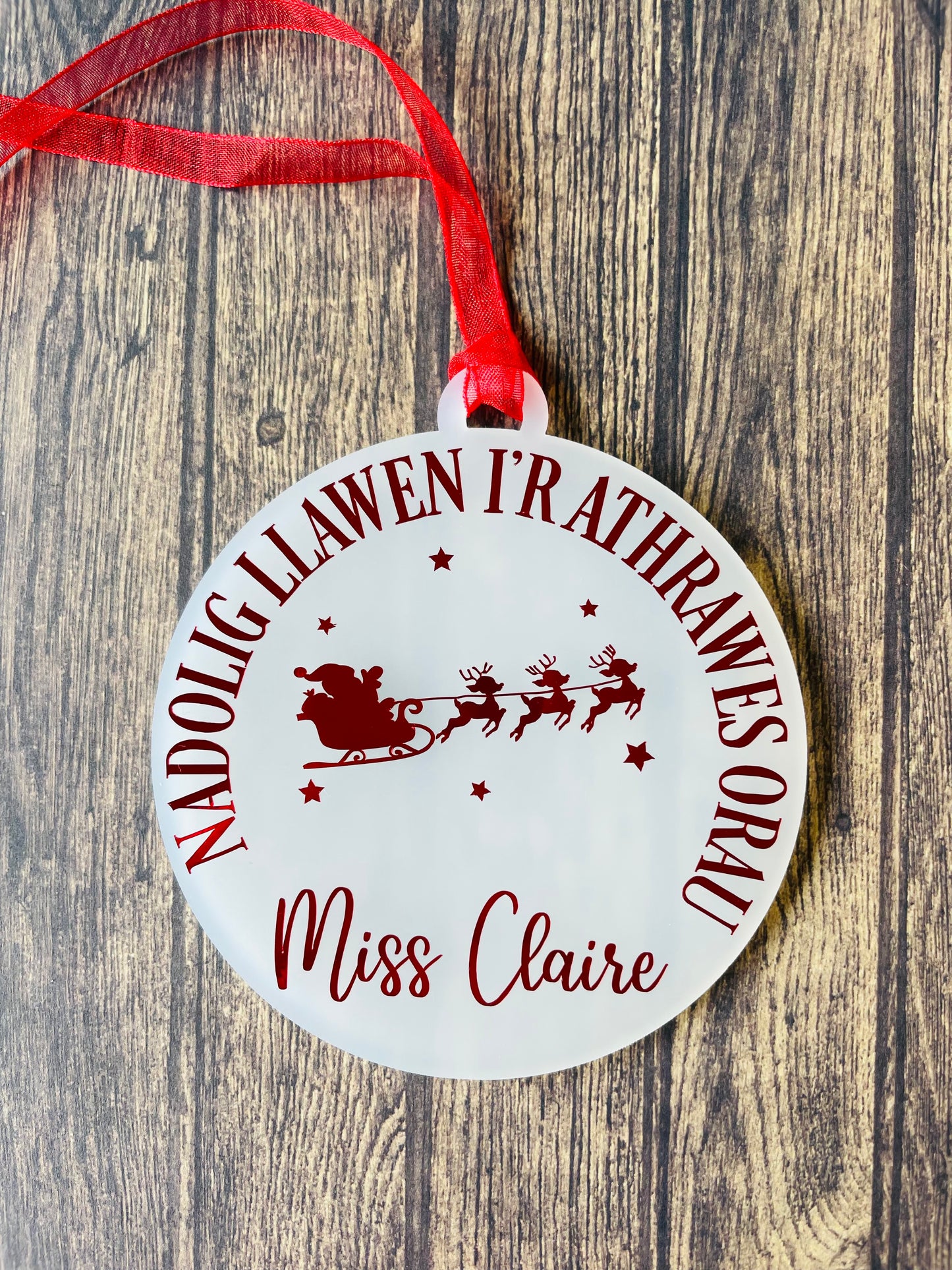 Nadolig Llawen I'R Athrawes Orau - Welsh Best Female Teacher Bauble