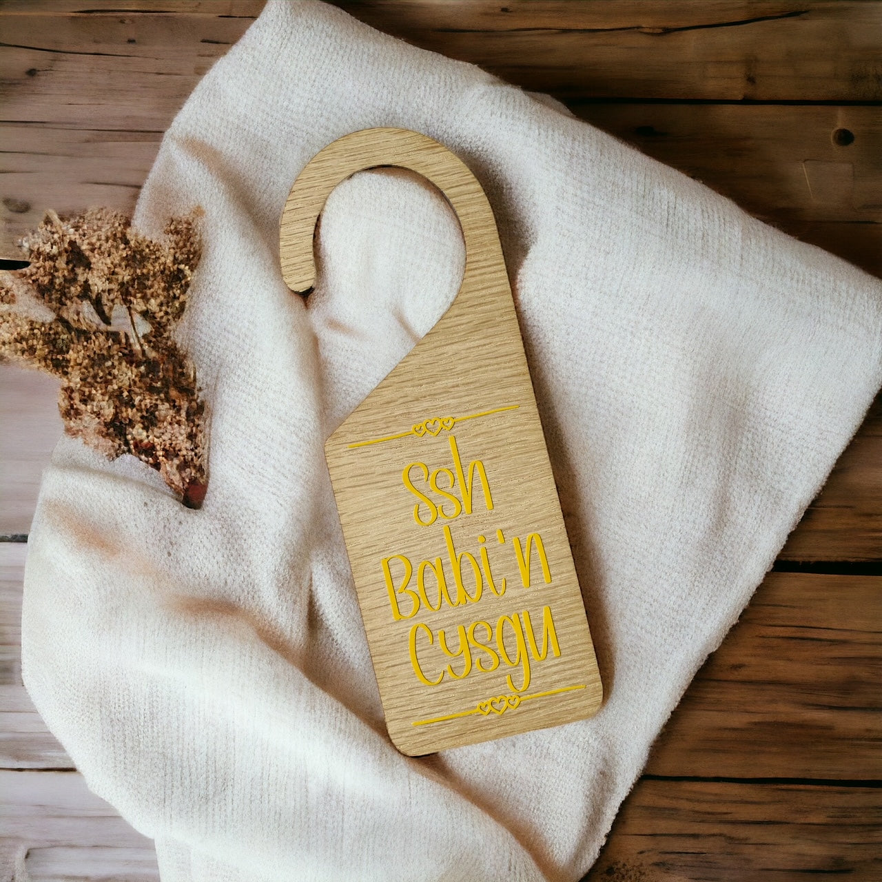 Ssh Babi 'n Cysgu Door Hanger