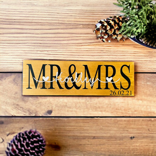 Mr & Mrs Wooden Sign